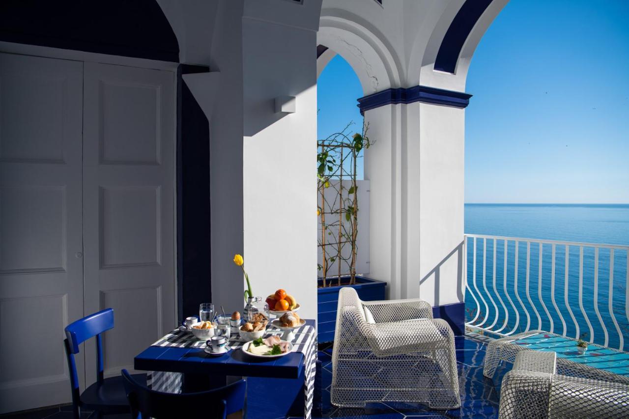 Imperati Suites By Alcione Residence Позитано Екстериор снимка