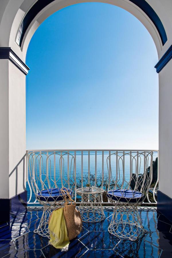 Imperati Suites By Alcione Residence Позитано Екстериор снимка